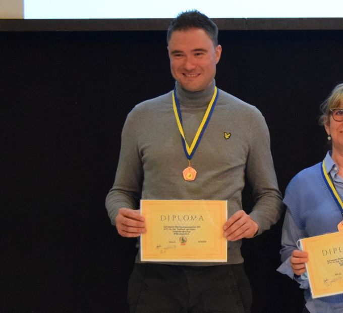 Kampioen Snelheid jaarlingen AS-Duiven 2021
1é PL Depoorter Benedikt & Sem Ruiselede
2é PL Vandenberghe Stijn Langemark
3é PL Huygens Ingrid Avelgem