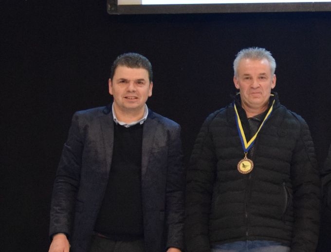 Kampioen Halve-Fond Oude & jaarlingen 2021
1é PL Verduyn Kris Koekelare
2é PL De bruyne Patrick & Declercq Rita Tielt
3é PL Vercouillie Luc Tielt 